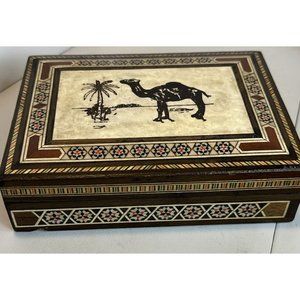 Hinged Wooden Camel Desert Decor Jewelry Trinket Keepsake Box collect vintage